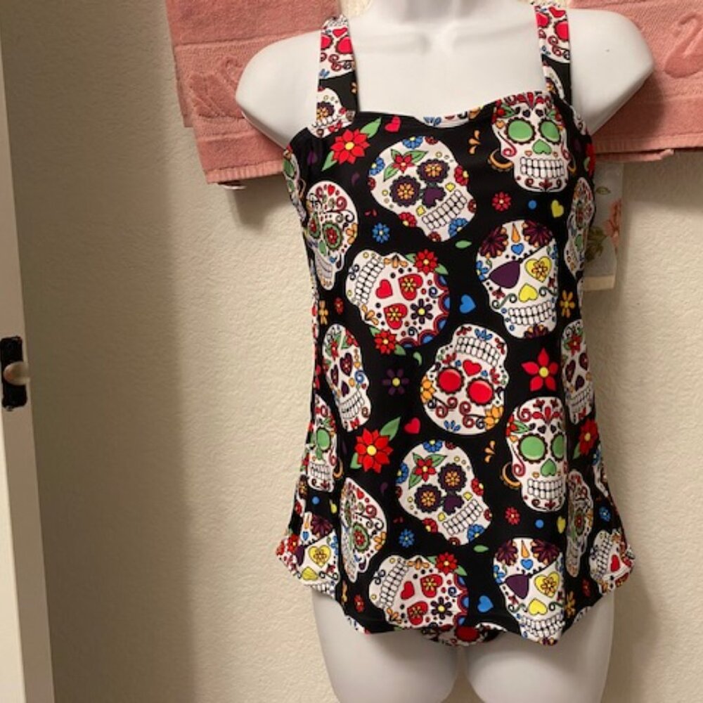 SUGAR SKULL Black Skulls & Flowers DAY OF DEAD Full Coverage TANKINI Swimsuit S - Picture 2 of 11